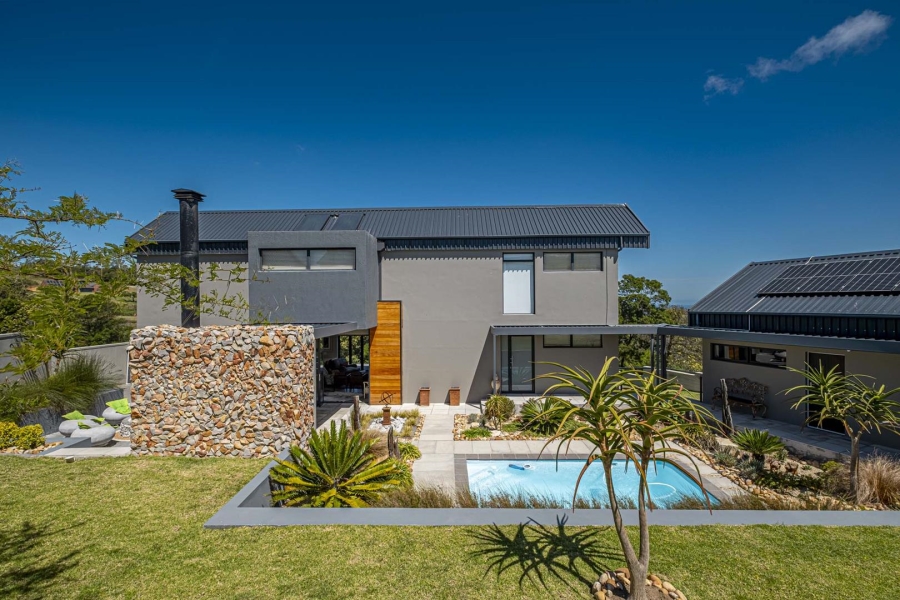 4 Bedroom Property for Sale in Kragga Kamma Eastern Cape